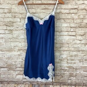 Victoria’s Secret Navy Pink Lace Trim Cami Slip Dress Medium Coquette Y2K